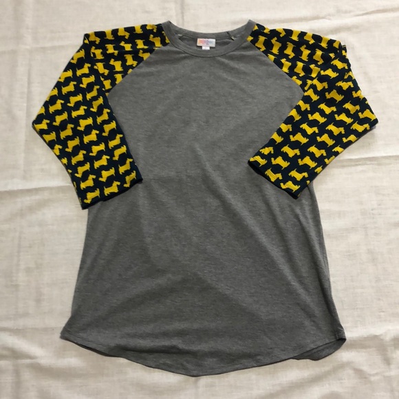 LuLaRoe Tops - 💜2/$30💜 LuLaRoe Randy T Large